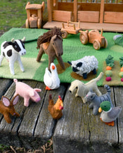 Load image into Gallery viewer, Felt Farm Animals Toys Set - Set of 10 Toys
