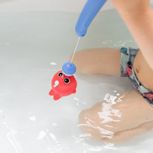 Load image into Gallery viewer, Catch & Splash - Bath Fishing Game