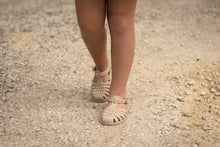 Load image into Gallery viewer, Jelly Shoe Linen