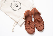 Load image into Gallery viewer, Jelly Shoe Rust