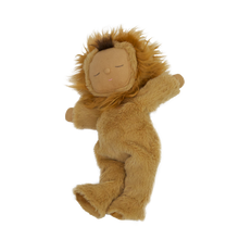 Load image into Gallery viewer, Cozy Dinkums Lion Pip
