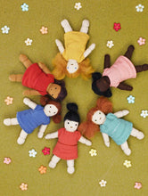 Load image into Gallery viewer, Olliella Holdie Folk Beck One Country Mouse Kids