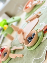 Load image into Gallery viewer, Green Silicone Kitchen Set
