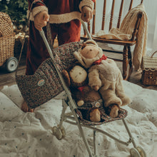 Load image into Gallery viewer, Carrie Convertible Changing Set - Garland
