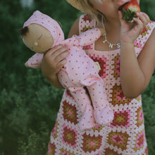 Load image into Gallery viewer, Dozy Dinkum Pip - Strawberry

