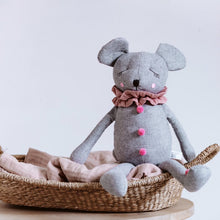 Load image into Gallery viewer, Florence Mouse
