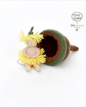 Load image into Gallery viewer, May Gibbs x Tara Treasures - Little Ragged Blossoms Doll with Gum Pod
