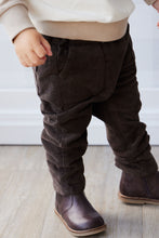 Load image into Gallery viewer, Cillian Cord Pant - Wolf
