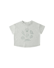 Load image into Gallery viewer, Boxy Tee || Seashells
