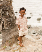 Load image into Gallery viewer, collared shirt sleeve shirt || plumeria
