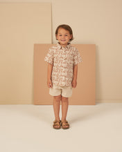 Load image into Gallery viewer, collared short sleeve shirt || plumeria
