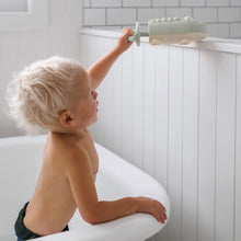 Load image into Gallery viewer, Water Squirters Crocodile Pastel Green
