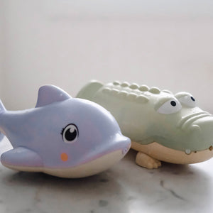 Water Squirters Dolphin Pastel Lilac