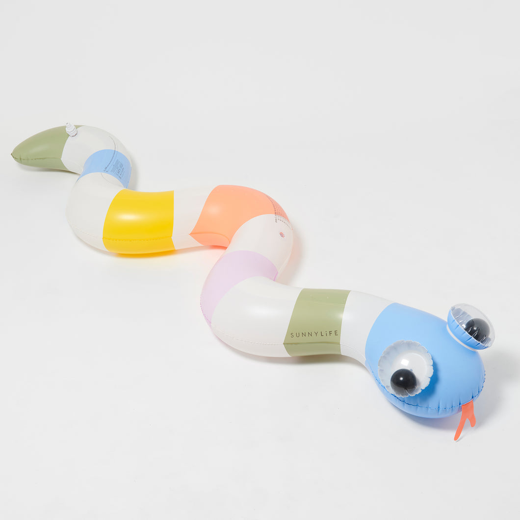 Inflatable Sprinkler Into the Wild Multi