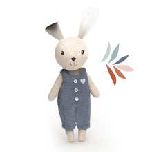 Load image into Gallery viewer, Doll House Kitchen + 1 Character
