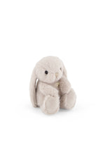 Load image into Gallery viewer, Snuggle Bunnies - Little Penelope Beige
