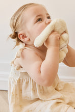 Load image into Gallery viewer, Snuggle Bunnies - Little Penelope - Sunshine
