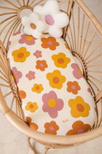 Load image into Gallery viewer, Organic Change Pad/Bassinet Sheet: Ivory
