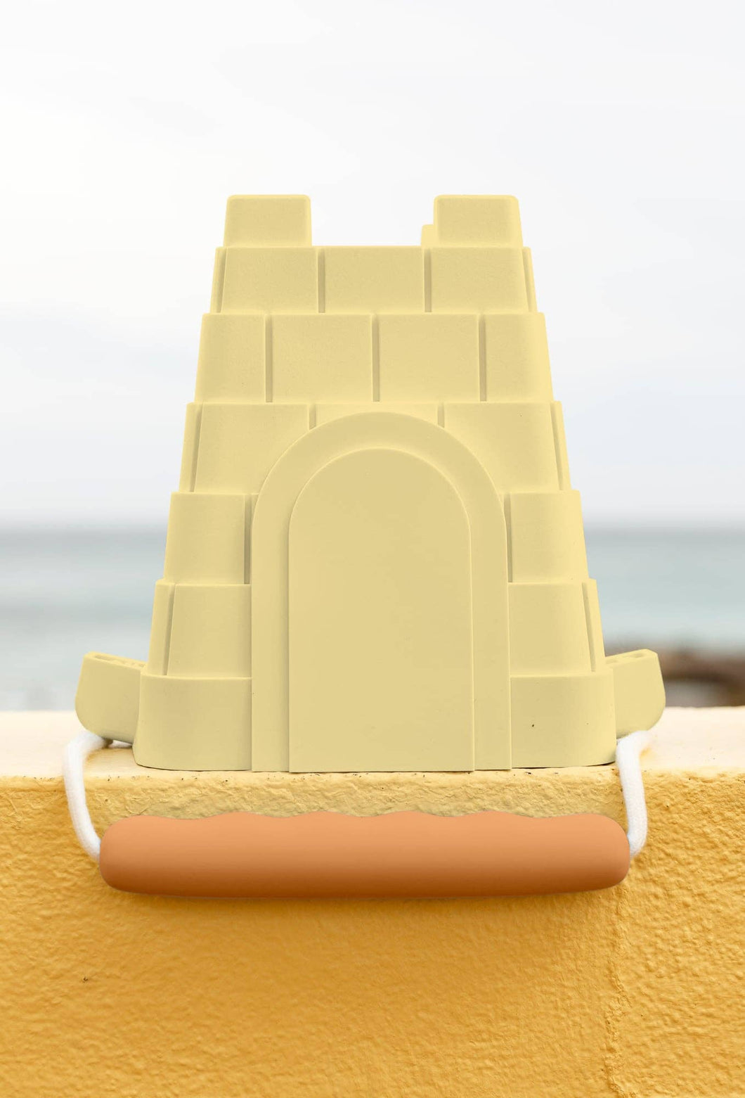 Clovelly castle bucket - new silicone castle-shaped bucket: Yellow with orange handle