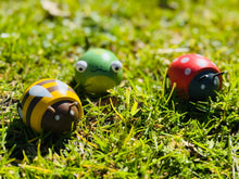 Load image into Gallery viewer, Wooden Pull Back Animal-Bee, Frog and Ladybug
