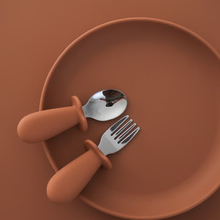 Load image into Gallery viewer, Toddler Cutlery Set Cinnamon
