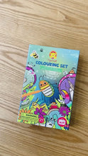 Load and play video in Gallery viewer, Colouring Set - Backyard Bugs
