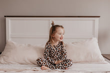 Load image into Gallery viewer, Long Sleeve Lounge Set - Natural Leopard
