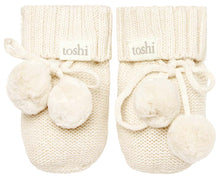 Load image into Gallery viewer, Organic Booties Marley Cream
