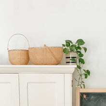 Load image into Gallery viewer, Blossom Basket Big
