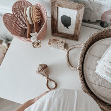Load image into Gallery viewer, Rattan Lily Basket Set -  Blush
