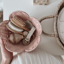 Load image into Gallery viewer, Rattan Lily Basket Set -  Blush
