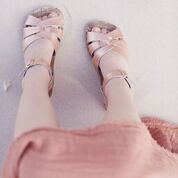 Load image into Gallery viewer, Saltwater Sandals Original - Rose Gold
