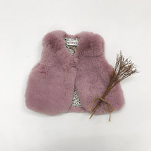 Load image into Gallery viewer, Fur Vest - Pink
